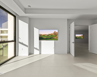 6587 N Palmeraie Boulevard - Photo Thumbnail 16