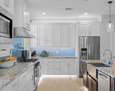 3621 N Kachina Lane - Photo Thumbnail 12