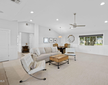 3621 N Kachina Lane - Photo Thumbnail 7