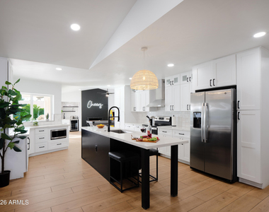 15218 N 61st Street - Photo Thumbnail 55