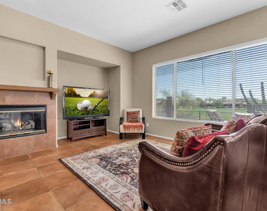 1715 W Ainsworth Drive - Photo Thumbnail 10