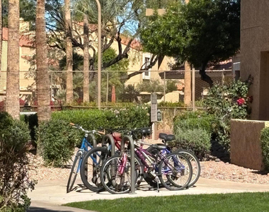 8787 E Mountain View Road - Photo Thumbnail 35