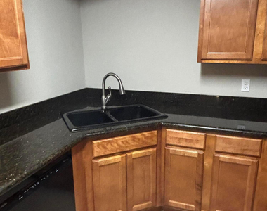 8787 E Mountain View Road - Photo Thumbnail 14