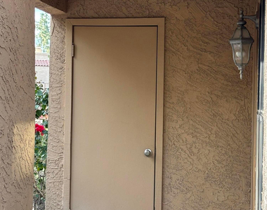 8787 E Mountain View Road - Photo Thumbnail 33