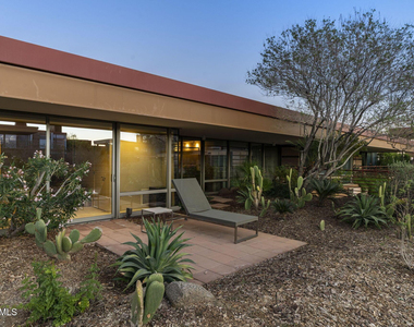7167 E Rancho Vista Drive - Photo Thumbnail 32