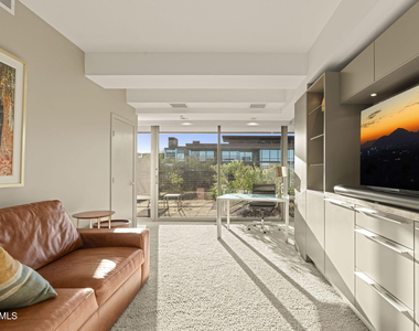 7167 E Rancho Vista Drive - Photo Thumbnail 18