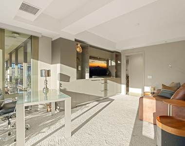 7167 E Rancho Vista Drive - Photo Thumbnail 17