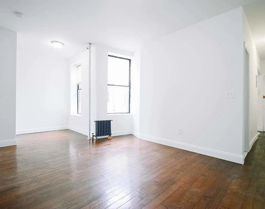 Broadway / Amsterdam Ave - Photo Thumbnail 10