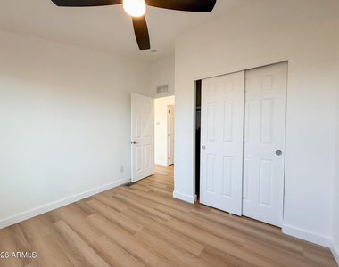 51880 N Gold Plains Road - Photo Thumbnail 15