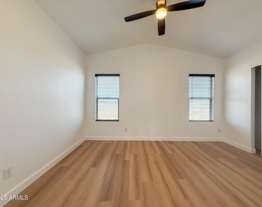 51880 N Gold Plains Road - Photo Thumbnail 18