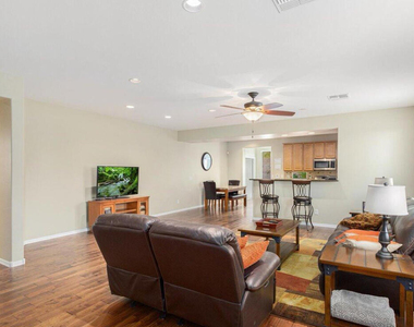 5412 W Fetlock Trail - Photo Thumbnail 6