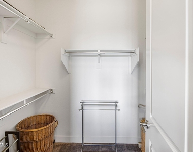 10260 E White Feather Lane - Photo Thumbnail 14
