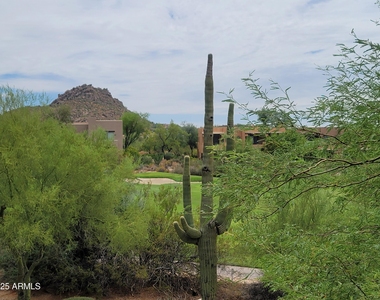 10260 E White Feather Lane - Photo Thumbnail 22