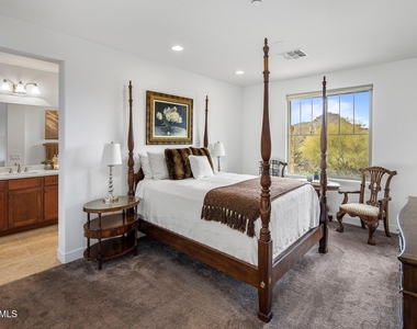 10260 E White Feather Lane - Photo Thumbnail 11