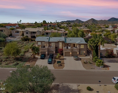 12852 N Mountainside Drive - Photo Thumbnail 11