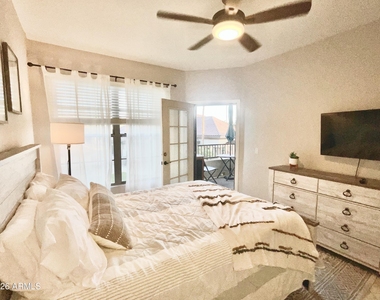 14950 W Mountain View Boulevard - Photo Thumbnail 15