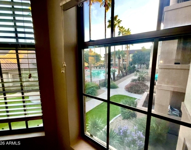 14950 W Mountain View Boulevard - Photo Thumbnail 10