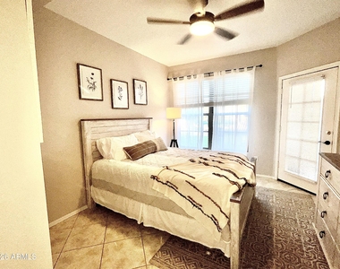 14950 W Mountain View Boulevard - Photo Thumbnail 13