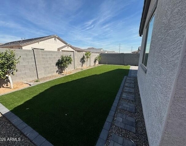 12430 W Levi Drive - Photo Thumbnail 24