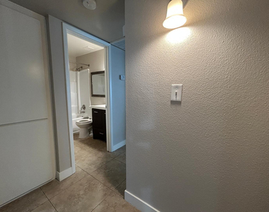 859 S Extension Road - Photo Thumbnail 29