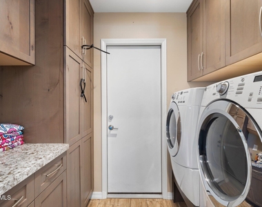 8625 E Lincoln Drive - Photo Thumbnail 11