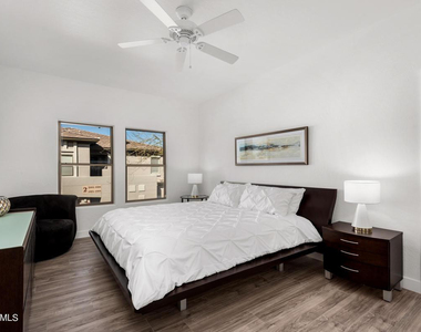 20121 N 76th Street - Photo Thumbnail 16