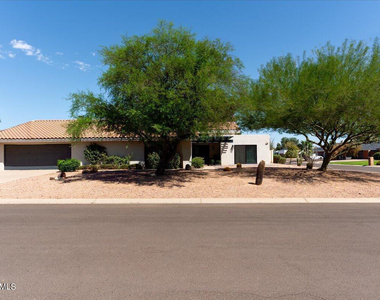 11601 N 50th Place - Photo Thumbnail 30