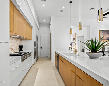 37200 N Cave Creek Road - Photo Thumbnail 7