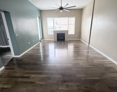 2302 N Central Avenue - Photo Thumbnail 8