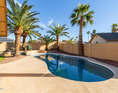 14237 N 41st Drive - Photo Thumbnail 14