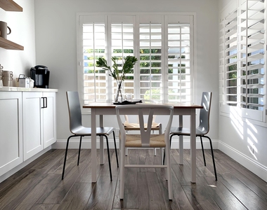 6630 N 81st Place - Photo Thumbnail 11