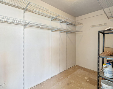 3007 N 84th Place - Photo Thumbnail 28