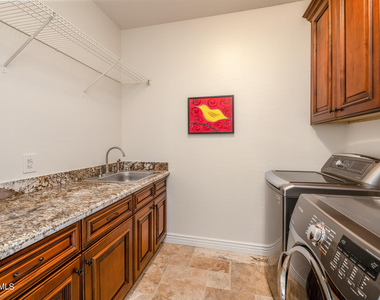 13331 E Del Timbre Drive - Photo Thumbnail 32