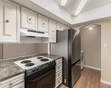 5174 N 83rd Street - Photo Thumbnail 8