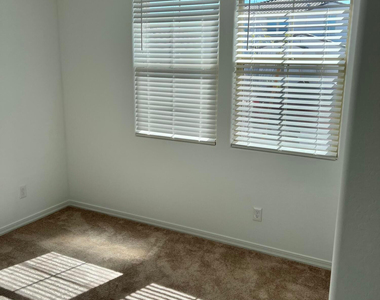 10214 W Indianola Avenue - Photo Thumbnail 10