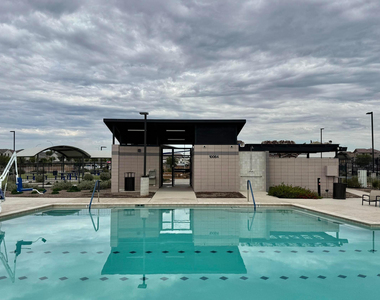 10214 W Indianola Avenue - Photo Thumbnail 35