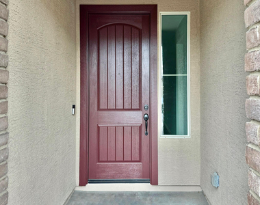 10214 W Indianola Avenue - Photo Thumbnail 2