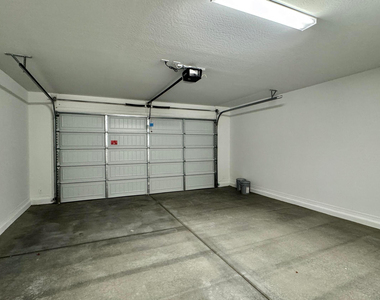 10214 W Indianola Avenue - Photo Thumbnail 29