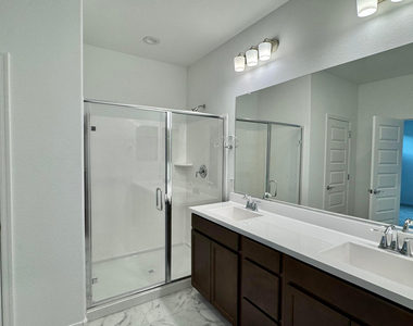 10214 W Indianola Avenue - Photo Thumbnail 21