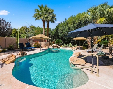 7642 E Hartford Drive - Photo Thumbnail 46