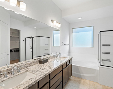 10812 E Tesla Avenue - Photo Thumbnail 49