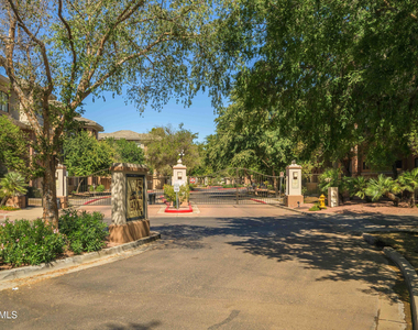 2989 N 44th Street - Photo Thumbnail 17
