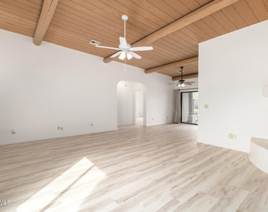 14428 N Lariat Lane - Photo Thumbnail 6