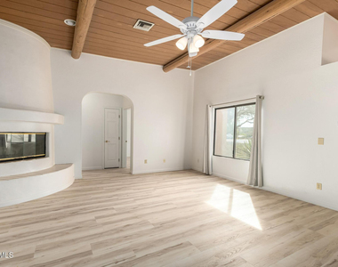 14428 N Lariat Lane - Photo Thumbnail 5