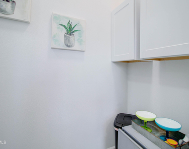 258 S Sutherland Street - Photo Thumbnail 25
