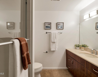 7161 E Rancho Vista Drive - Photo Thumbnail 11