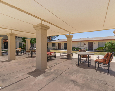 8241 N Central Avenue - Photo Thumbnail 21