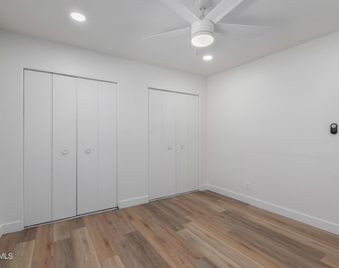 8241 N Central Avenue - Photo Thumbnail 15