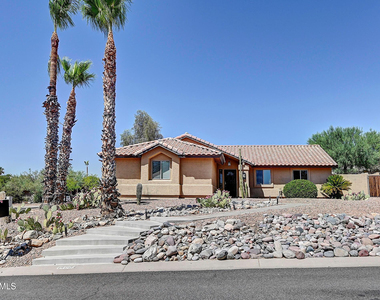14004 N Sussex Place - Photo Thumbnail 7