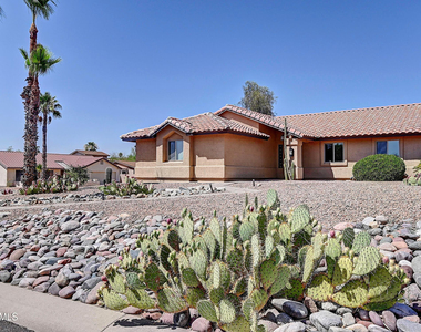 14004 N Sussex Place - Photo Thumbnail 6